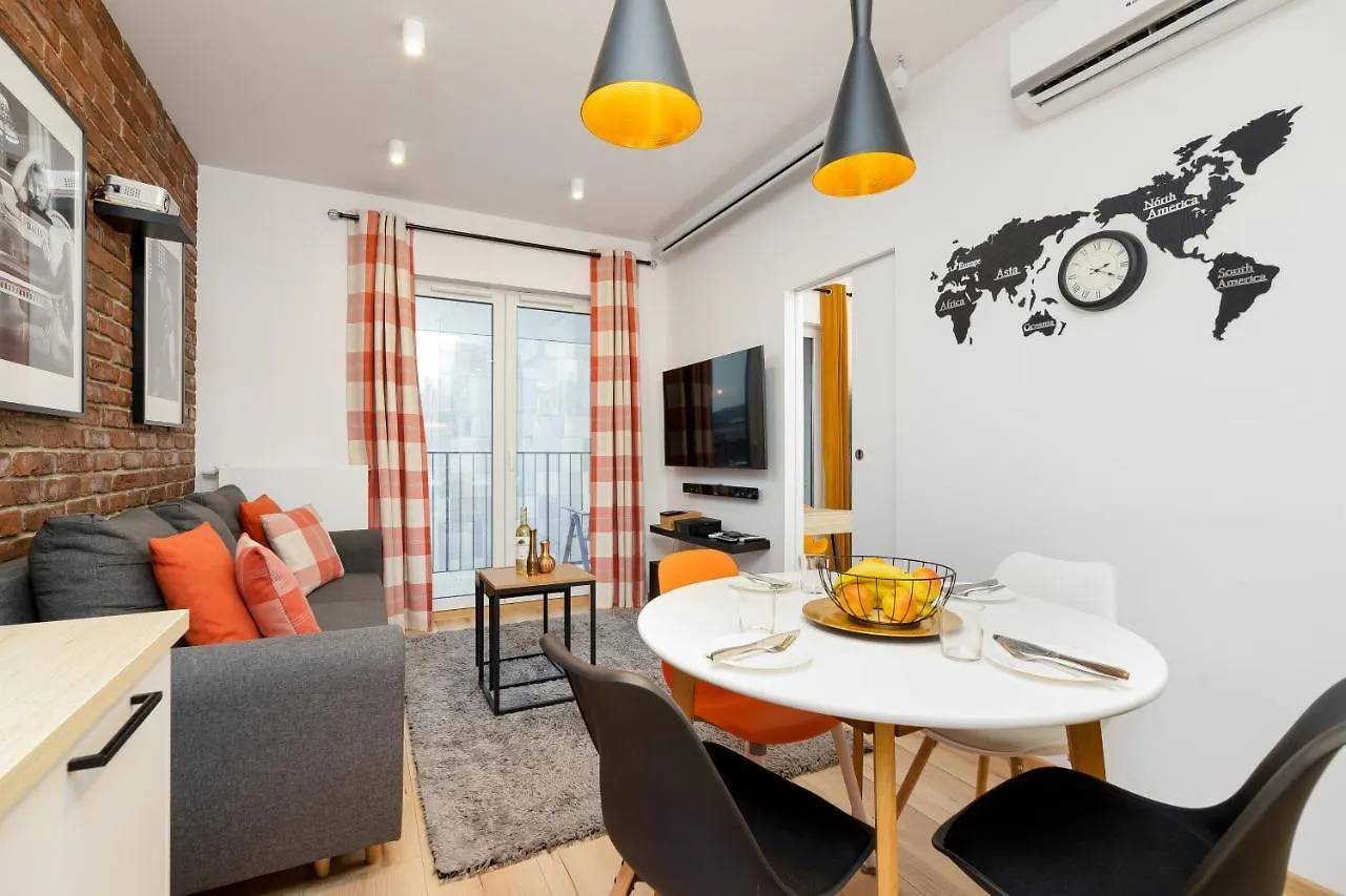 Movie Jacuzzi Apartment At The Main Station By Noclegi Renters Kraków
